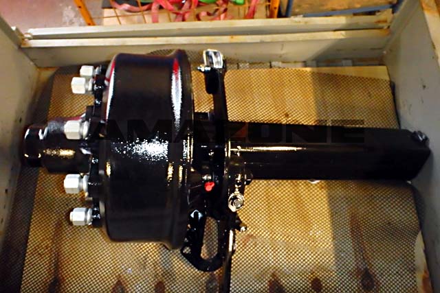 Achsstummel gebremst li. 850 mm 10/280/335