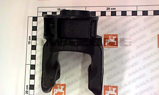 Gelenkwellengabel für russ. Traktoren passend zu B&P SFT-S8