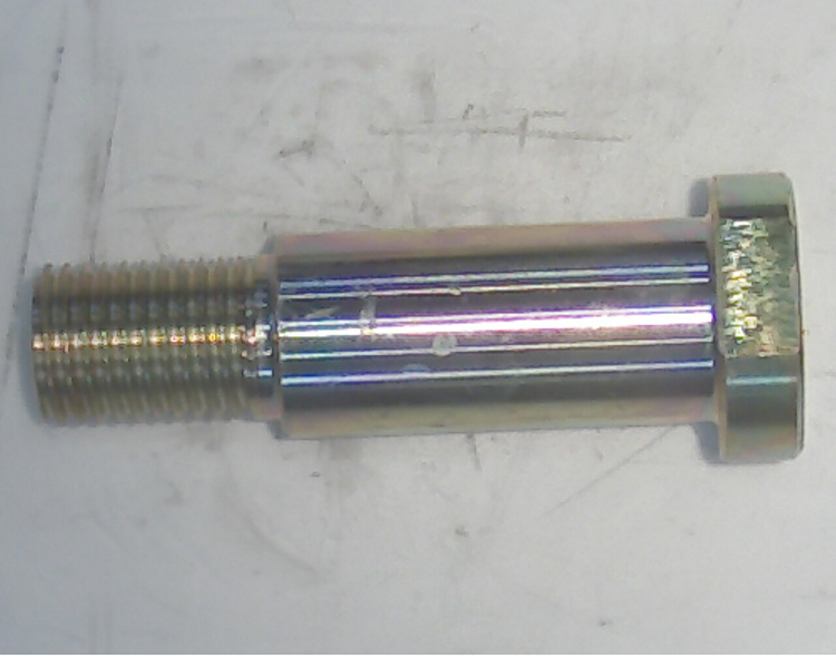 Bolzen 37 - 122 mit Gewinde M30 vz.