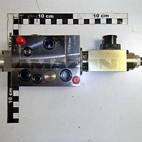 Bandbodenventil Amazone Y100026625