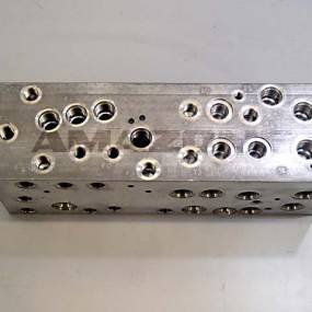 Steuerblock Grundkoerper Amazone YY00188