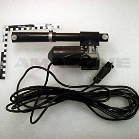 Elektrozylinder 12V Hub=100Mm mit Stecke R (7733110) Amazone