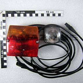 Leuchten rechts Amazone 0626610