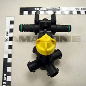 Duesenkoerper 4-Fach Durchgang Vormontie Rt (929489) Amazone