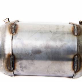 Schalldämpfer Case 47735960