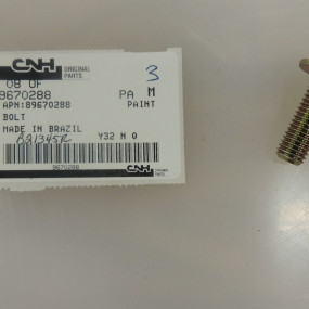 Schraube mit Flansch Case 9670288