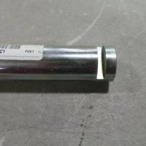 Bolzen Case 1982103C1