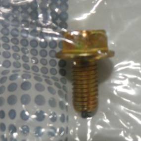 Schraube mit Flansch Case 87681207