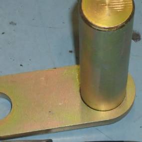 Bolzen Case 414696A1