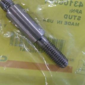 Gewindebolzen Case 431060A1