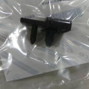 Klemme Case 84322203