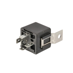 Relais Case 1-40-758-024