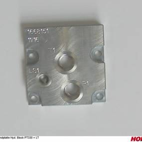 Endplatte Hyd. Block Pt330 + Lt Horsch 00111230