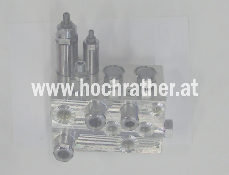 Ventil-Block Stromteiler + Dmv (00111313) Horsch