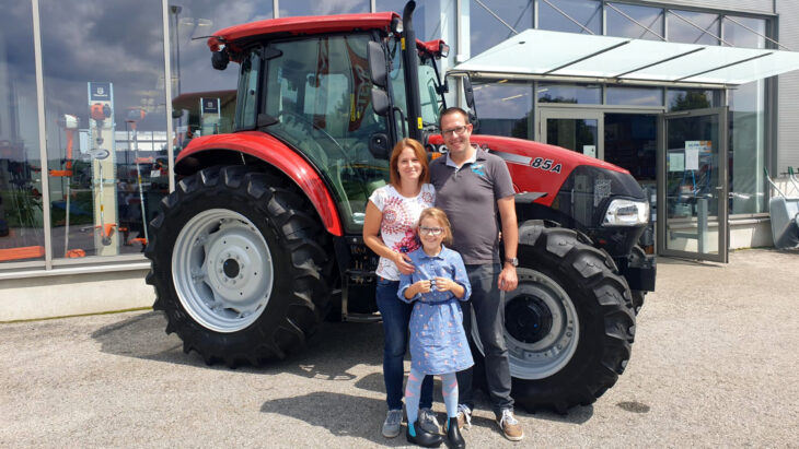Traktorübergabe an Familie Gusenbauer