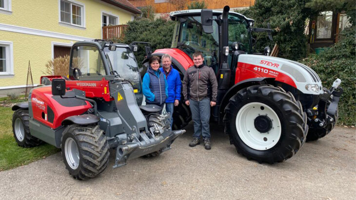 Traktor- und Weidemannübergabe an Familie Adelberger