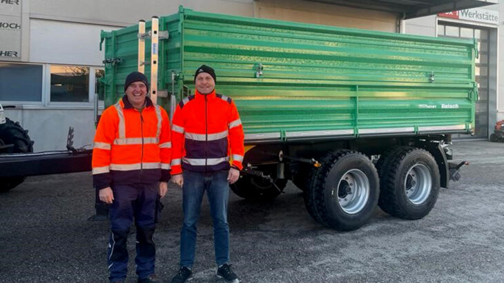 Kipper-Übergabe an die Stadtgemeinde Perg