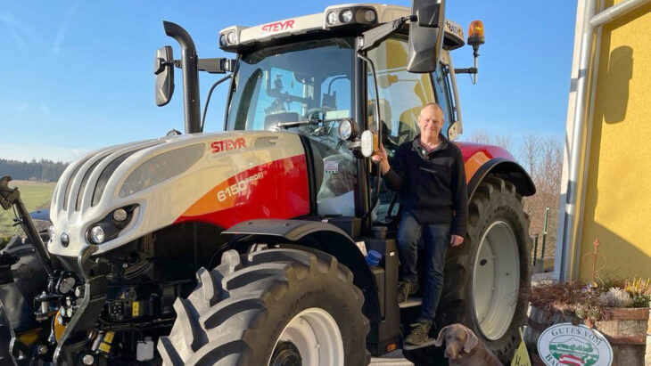 Uebergabe-Steyr-Profi-6150-S8