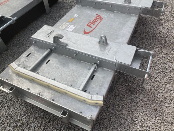 Fliegl Kehrbesen Löwe 2000 4