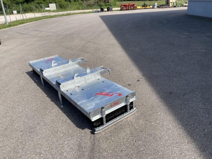 Fliegl-Kehrbesen-Loewe-2025-12-11-hochrather-16