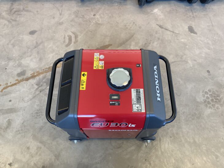 Honda EU30IS 7