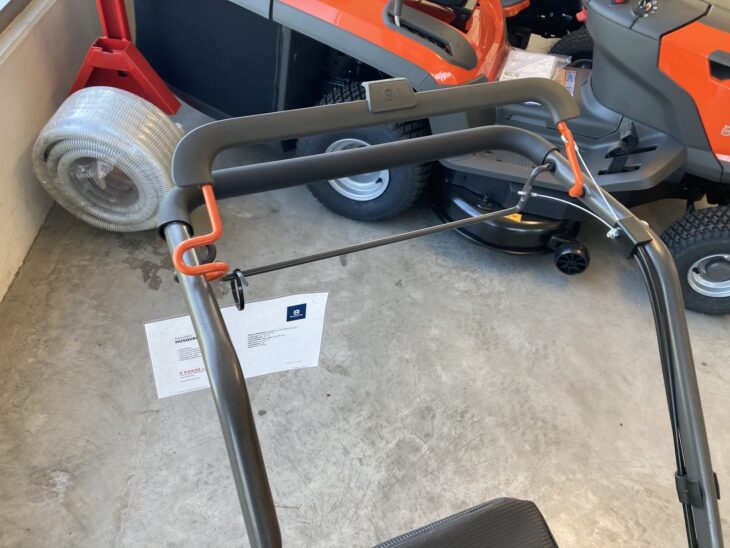 Husqvarna-LC-247S-2025-11-03-hochrather-14