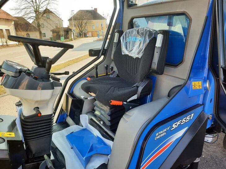 Iseki-SF-551-mit-Kabine-2025-10-28-hochrather-16