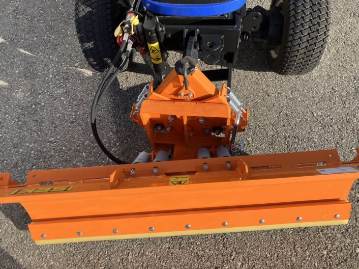 Iseki TXGS 24 AHL mit Kabine 6