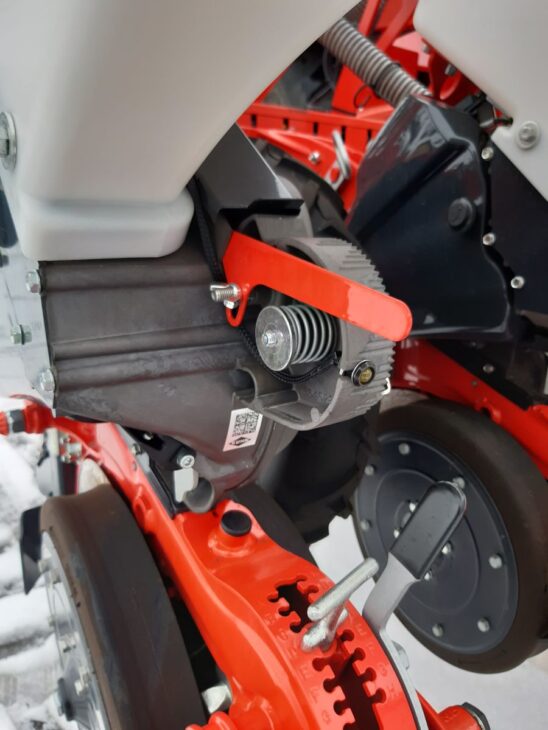 Kuhn Kosma R - elektrisch 7