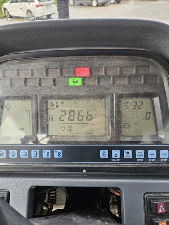 New-Holland-TS100-2025-11-04-hochrather-14