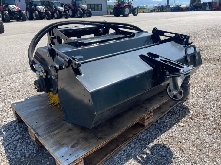 Sonstige Kehrmaschine für Tur Poland N520 3