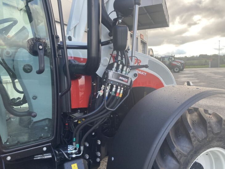 Steyr 4100 Kompakt (Stage V) 6