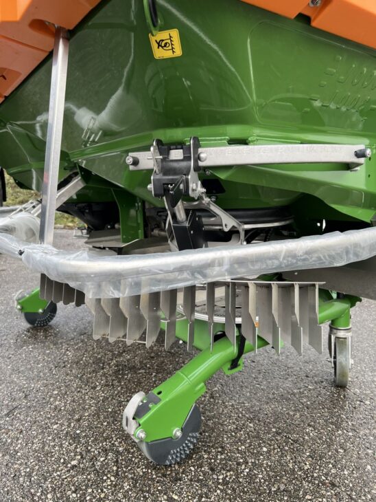 Amazone ZA-V 2000 Amaspread 6