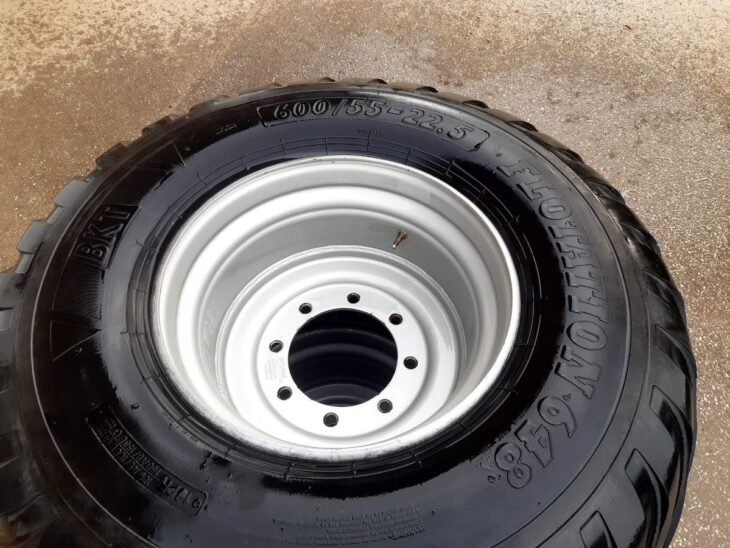 BKT 600/55-22.5 2