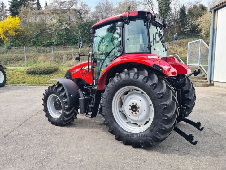 Case IH Farmall 105 U Komfort 4