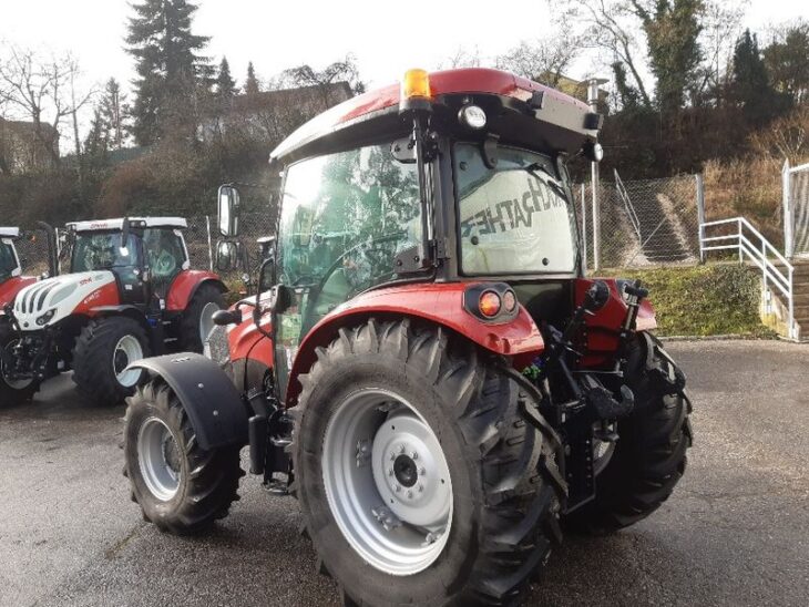Case IH Farmall 75 A (Stage V) 5