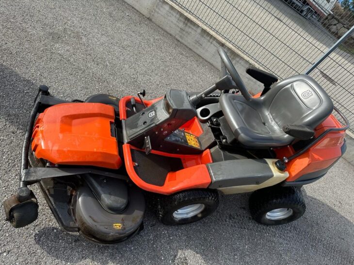 Husqvarna 422ts AWD 6
