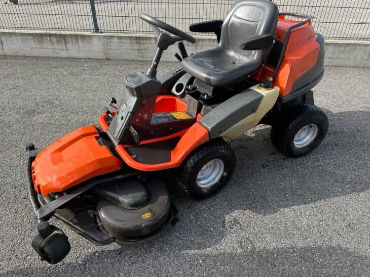 Husqvarna 422ts AWD 2