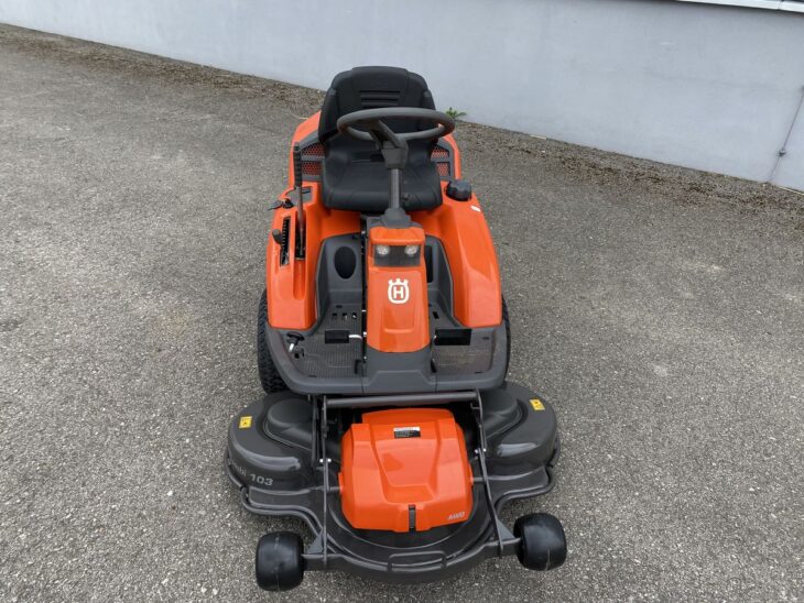 Husqvarna Rider R 216 T AWD 2