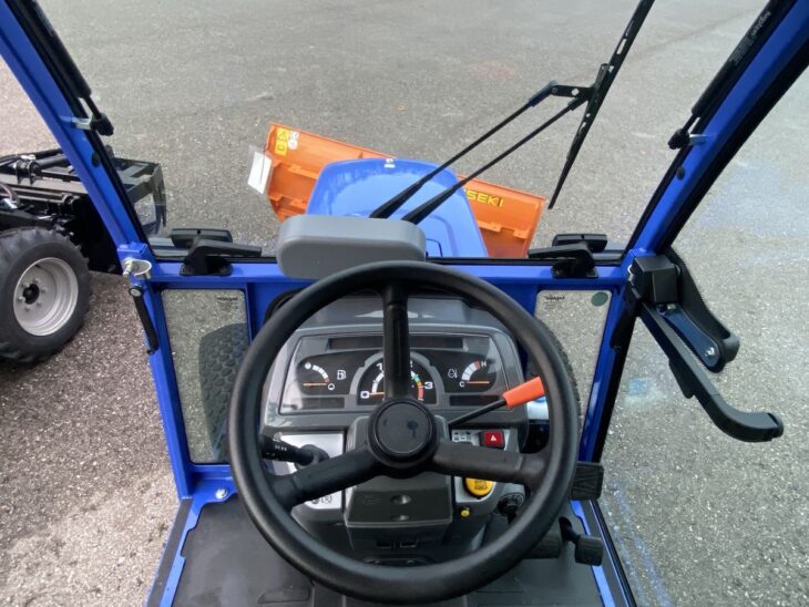 Iseki-TM-3267-AHLK-2025-11-24-hochrather-16