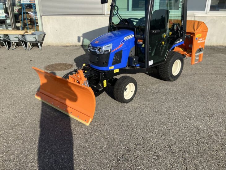 Iseki TXGS 24 AHL mit Kabine 4