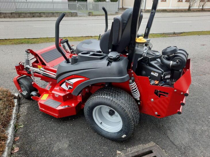 Sonstige Ferris Zero Turn Mäher 6