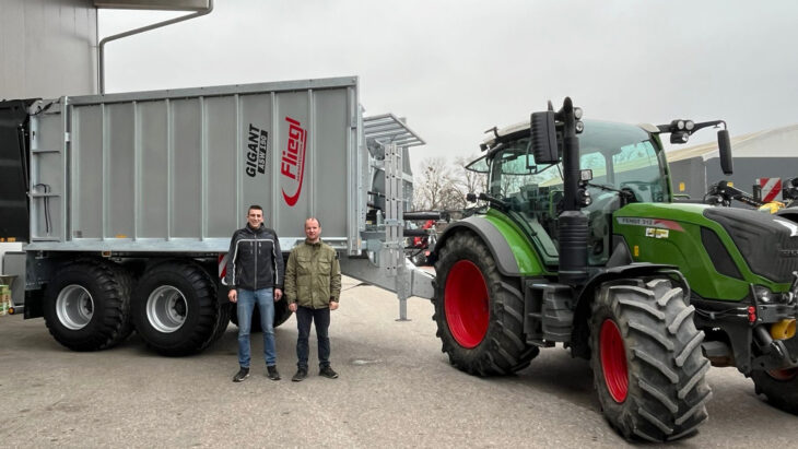 Abschiebewagen-Übergabe an Herrn Gittmaier
