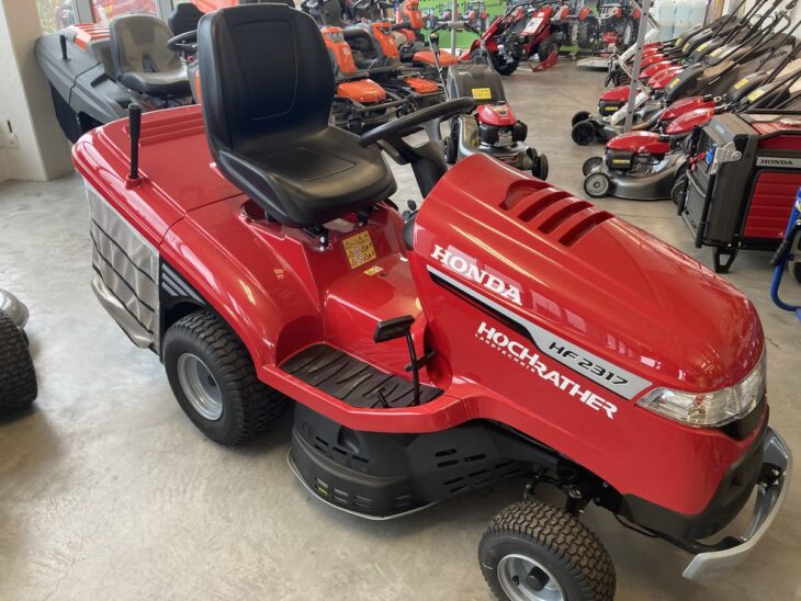 Honda HF 2317 HME 6 Honda HF 2317 HME 6