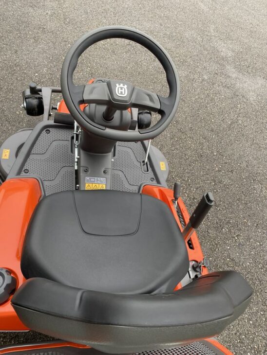 Husqvarna R 320X AWD 7 Husqvarna R 320X AWD 7