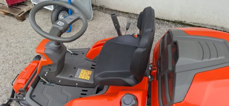 Husqvarna Rider R216 TC AWD Limited Edition 5 Husqvarna Rider R216 TC AWD Limited Edition 5