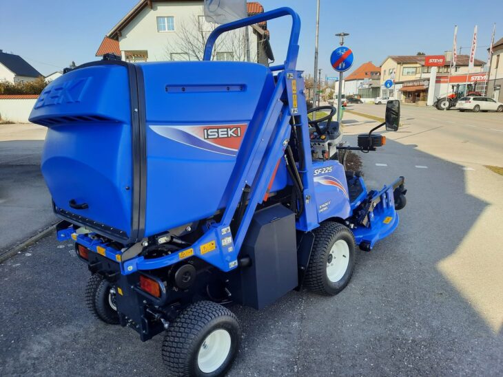 Iseki SF 225 4 Iseki SF 225 4