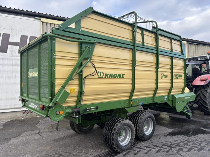 Krone TITAN 6/40 GL ALL IN 2 Krone TITAN 6/40 GL ALL IN 2