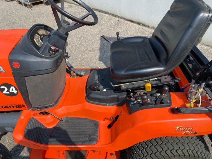 Kubota G26 Hochentleerer 7 Kubota G26 Hochentleerer 7