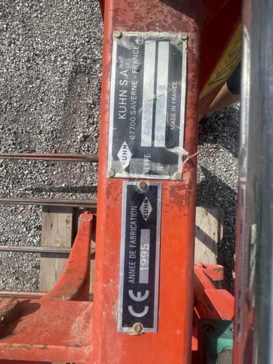 Kuhn Siloblockschneider 3 Kuhn Siloblockschneider 3